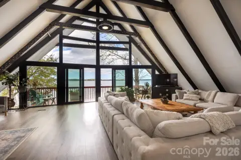 Waterfront Land Redevelopment Opportunity