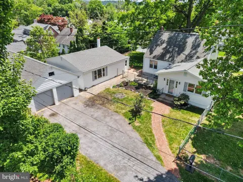 Two-Home Residential Income Property