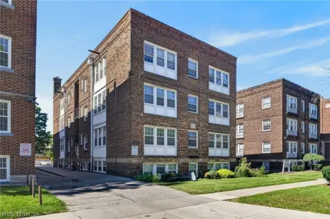 9-Unit Brick Apartment Building