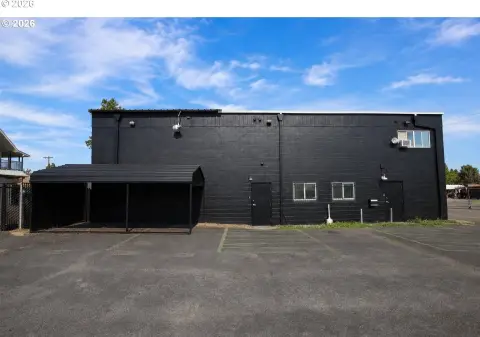 Flex Space Building