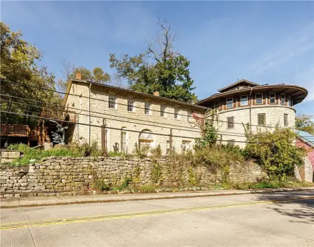 Historic Limestone Five-Suite Hotel