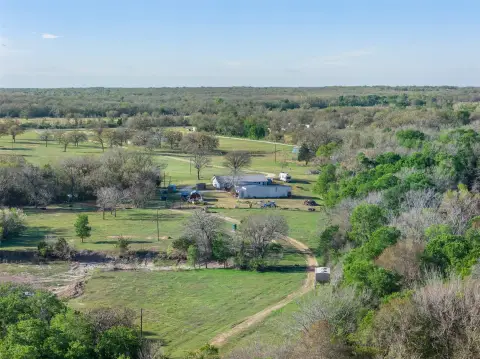 High-Fenced Wildlife Ranch