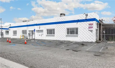 Industrial Warehouse with Cold Storage