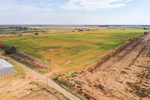 Agricultural Land with Utility Access