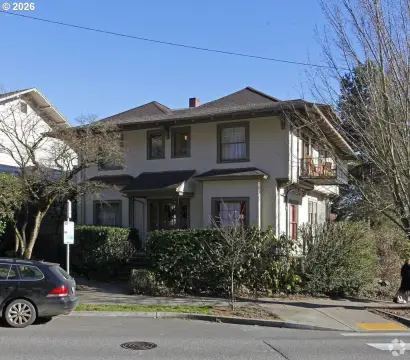 Nob Hill Fourplex with Office