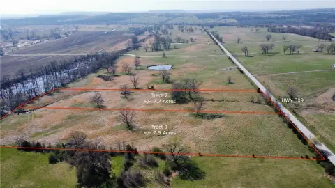 Highway-Front Pastureland Near Webb City