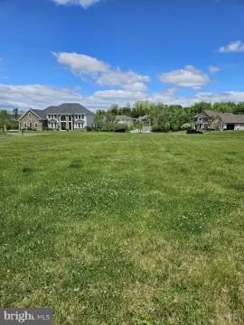 Harrisburg Land in Wilshire Estates