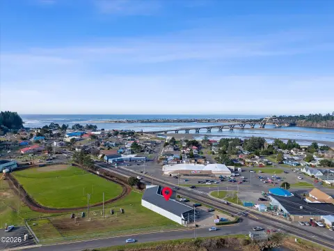 Waldport Commercial Investment Opportunity