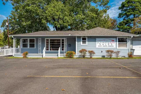 Automotive Commercial Building