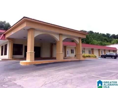 Fultondale Commercial Building For Sale