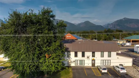 Retail Space with Highway Frontage