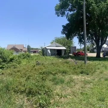 Concrete Block Auto Shop
