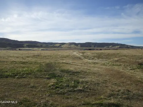 Flat Land in Lancaster, CA