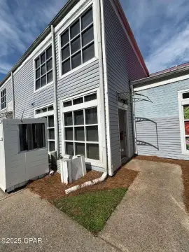 Promenade Mall Office Space Available