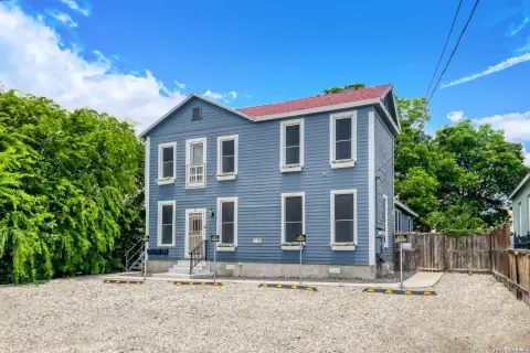 Turnkey Triplex with Separate Utilities
