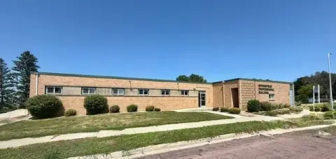 4-Suite Office Building