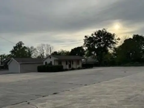 Commercial Property on Corner Lot