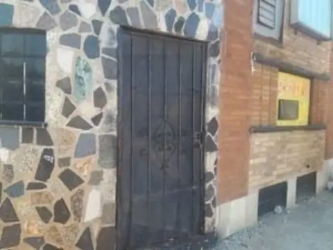 Retail Space with Commercial Zoning