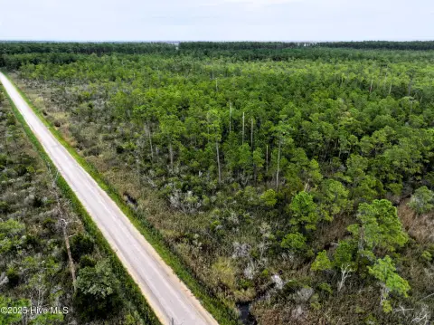 Secluded Hunting Land in Hobucken