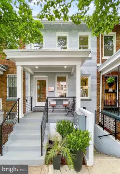Federal Duplex with Separate Lower-Level Unit