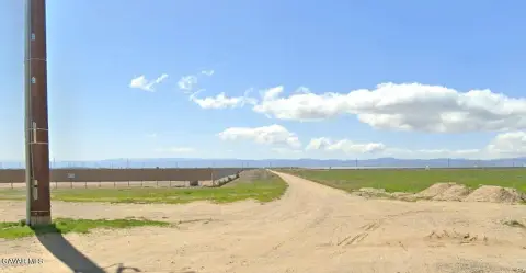 Residential Lot in Rosamond, CA