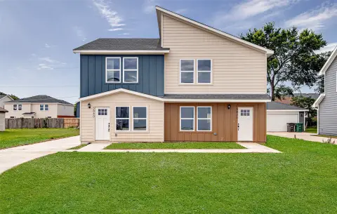 Duplex with Modern Finishes