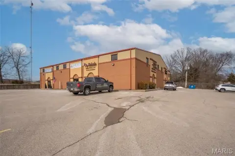 6,500 SF Commercial Space