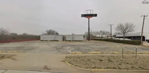 Specialty Property Near Air Force Base