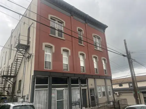 Apartment Building with 5 Units