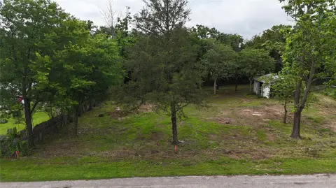 Flexible Land with Garage Structure