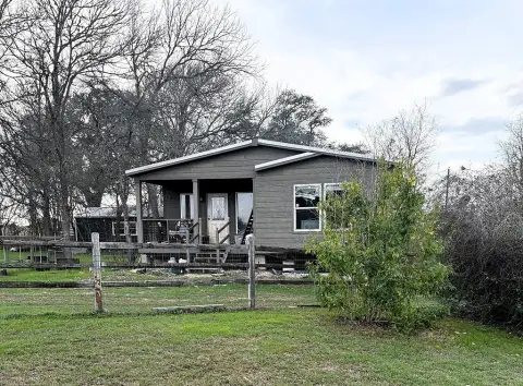 Hallettsville Land with Modular Home