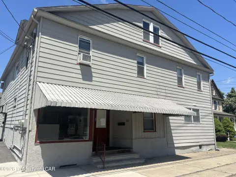 Retail Space in Plains, PA