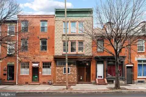 Side-by-Side Duplex with 3-Car Garage