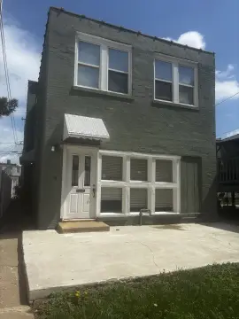 Updated Chicago Multifamily Property