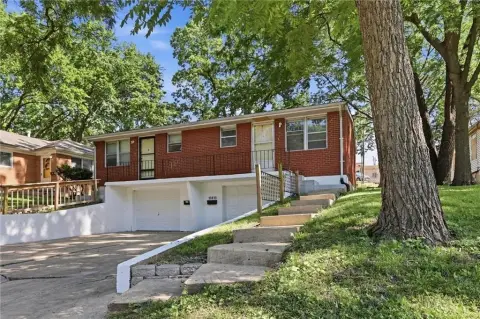 Duplex with Two 1-Bed Units