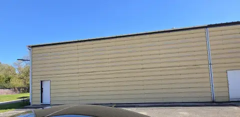 T-Hangar with Loft