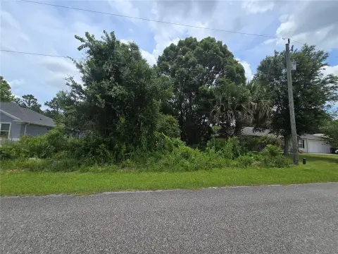 Residential Lot in Established Neighborhood