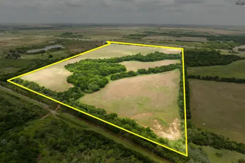 Fully Fenced Farmland Tract