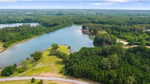 Lakefront Lot for Dream Home