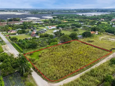Redland 1.33 Acres Corner Land
