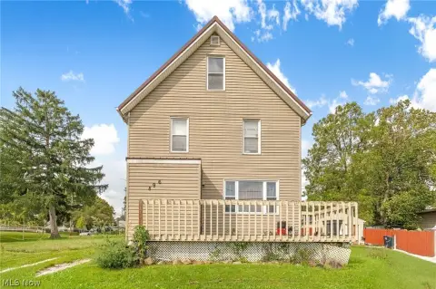 2-Unit Corner-Lot Duplex