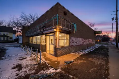 Storefront Building with Drywalled Interior