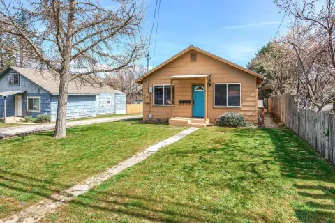 Ashland Duplex: Investment Opportunity