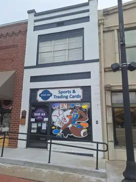 Mixed-Use Building with Apartment