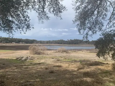Lakefront Land in Inverness, Florida