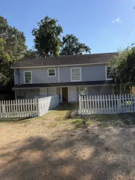4-Unit Multifamily Property with Fenced Yards