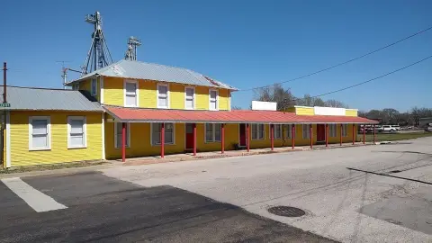 Commercial Property with Multiple Suites