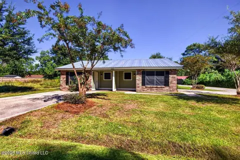 Brick Duplex with Private Yards