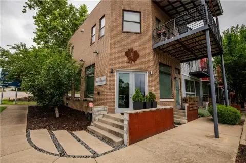 Updated Office Space Near University