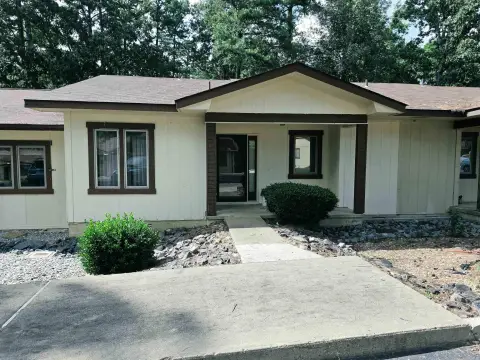 One-Level 2-Bedroom Townhouse